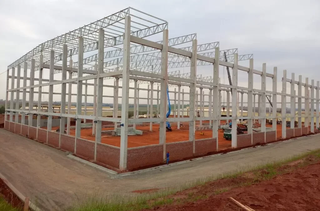 vacância mínima em galpões logísticos com centros de distribuição modernos